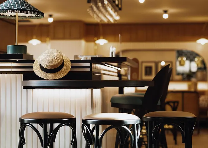 Novotel Paris Suresnes Longchamp