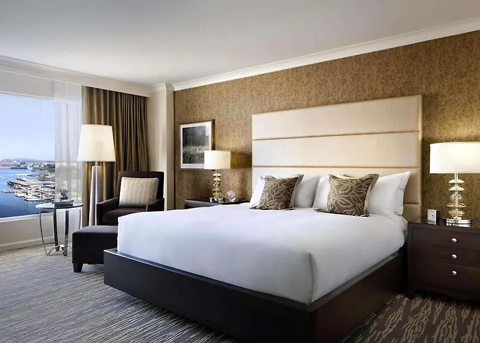 Fairmont Waterfront