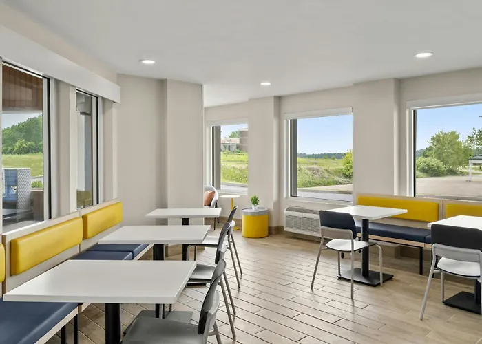 City Express By Marriott Freeport