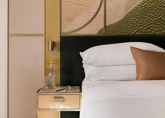 Amora Hotel Adelaide