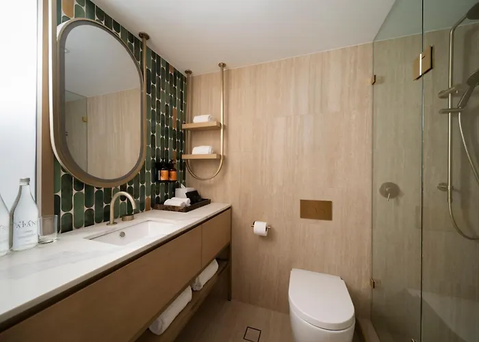 Amora Hotel Adelaide