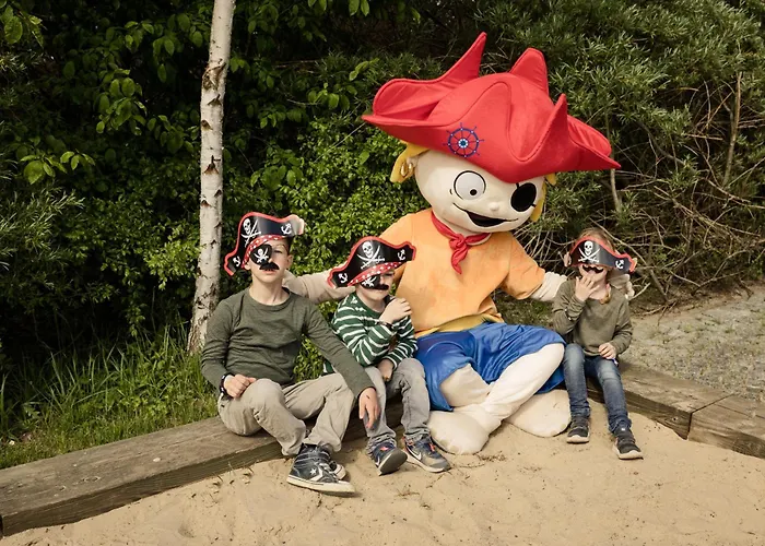 Familien Wellness Hotel Seeklause GmbH&CoKG mit großem Abenteuerspielplatz Piraten-Insel-Usedom Kinder immer All-Inklusive&Getränke ganztags inklusive