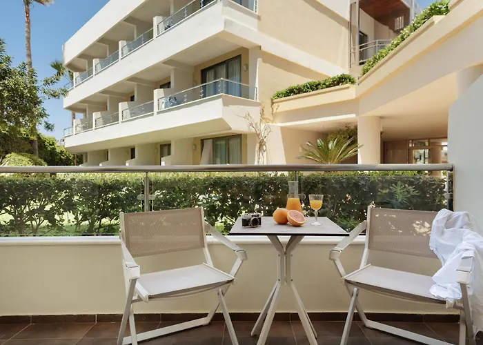 Thalassa Beach Resort & Spa (Adults Only)