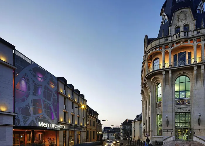 Mercure Chartres Centre Cathedrale