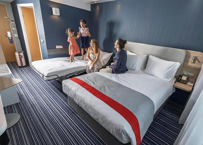 Holiday Inn Express Geneva Airport By Ihg