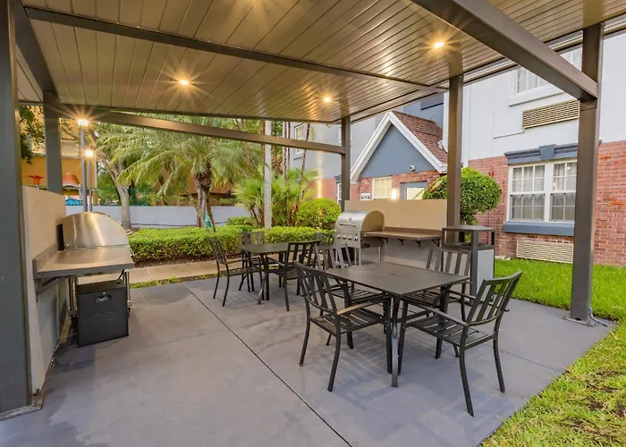 Candlewood Suites Miami Lakes By Ihg