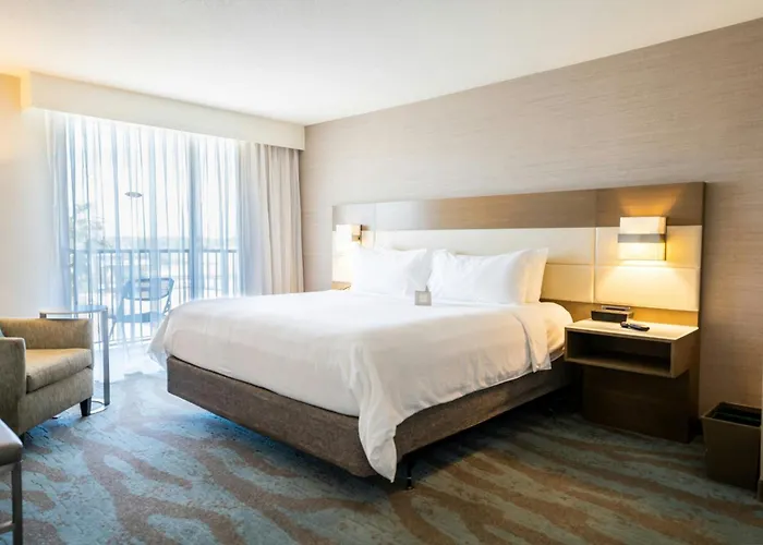 Crowne Plaza Ventura Beach By Ihg