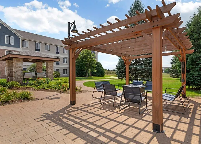 Staybridge Suites Milwaukee West-Oconomowoc By Ihg