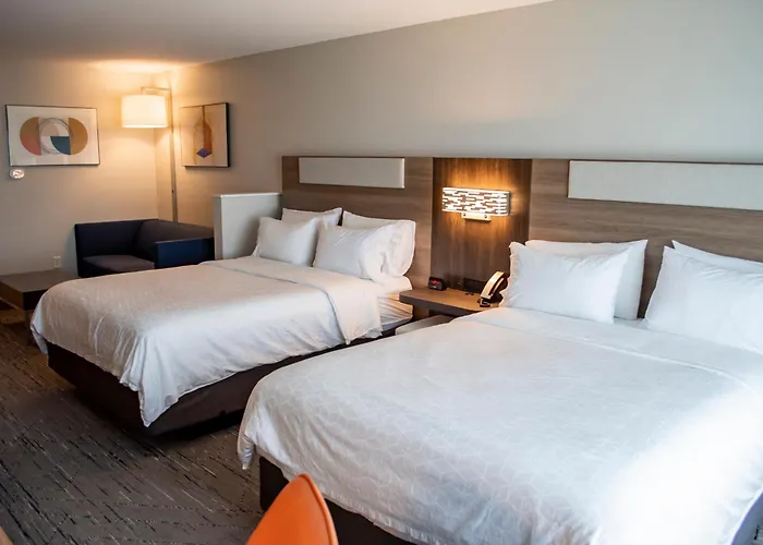 Holiday Inn Express & Suites - Mason City By Ihg