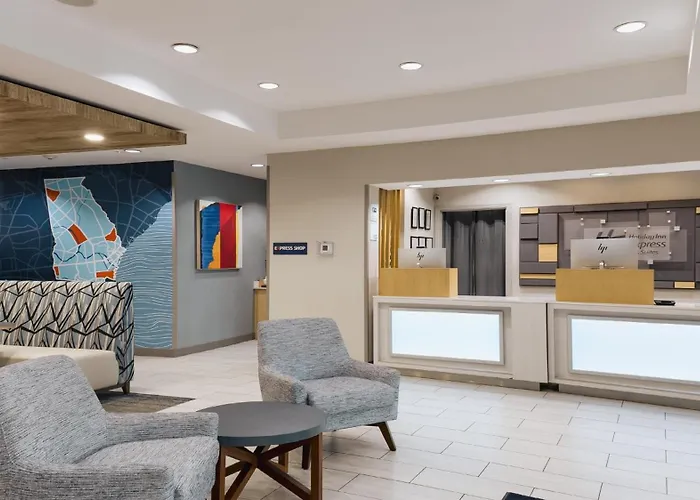Holiday Inn Express Hotel & Suites Lagrange I-85 By Ihg