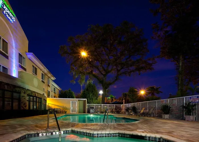 Holiday Inn Express Hotel & Suites Jacksonville-Blount Island By Ihg