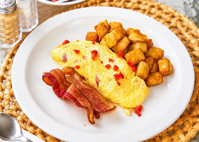 Sunbay Hotel- Daily Breakfast & Beach Access Included