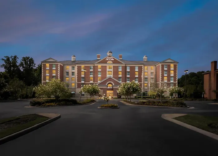 Hampton Inn & Suites Williamsburg-Central