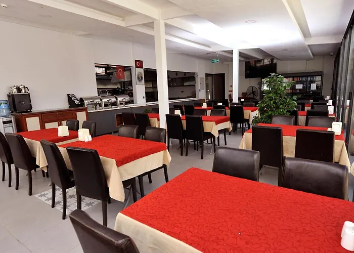 Ozalp Han Hotel