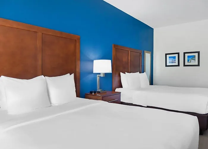 Comfort Inn & Suites Orlando North
