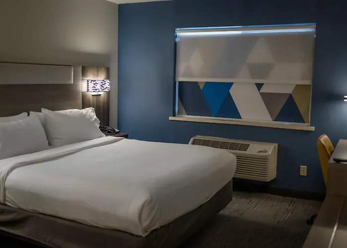 Holiday Inn Express Hotel & Suites Torrington By Ihg