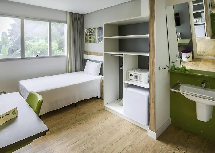 Ibis Styles Confins Aeroporto