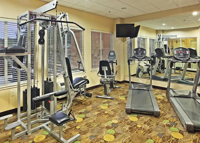 Holiday Inn Express Hotel & Suites Marshall By Ihg