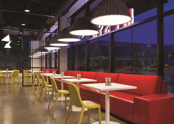 Radisson Red Minneapolis Downtown