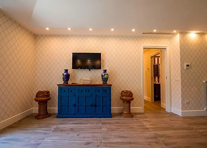 Le Fratte Luxury Home