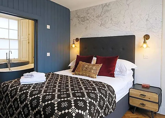 The Customs House Hotel
