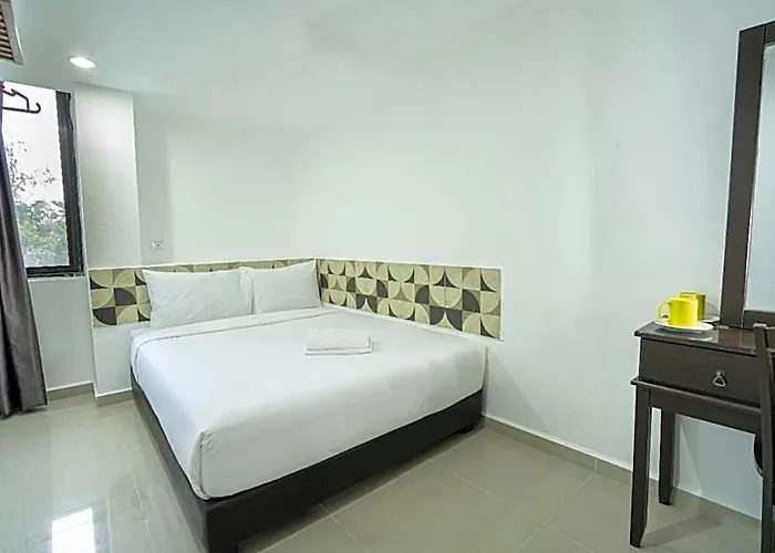 Grand Bagan Hotel