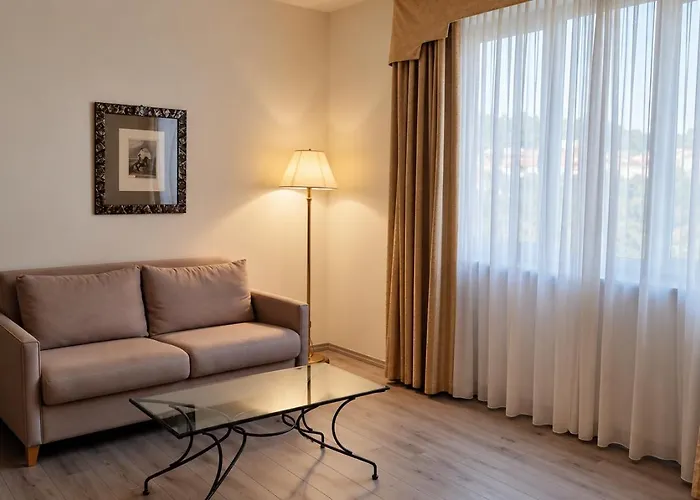 Phi Hotel Cavalieri