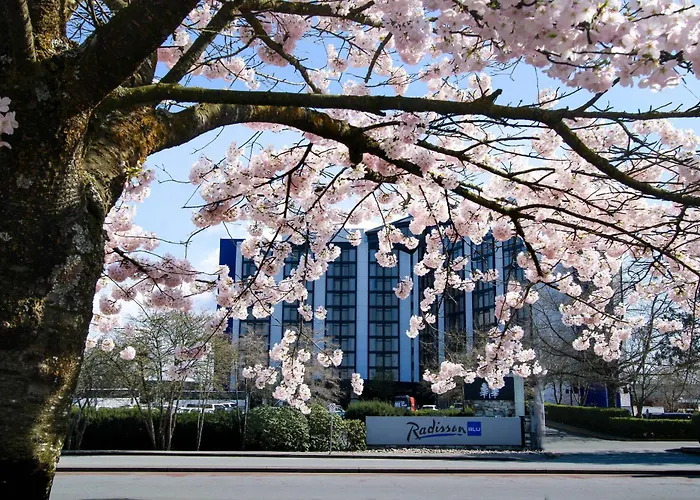 Radisson Blu Vancouver Airport Hotel & Marina