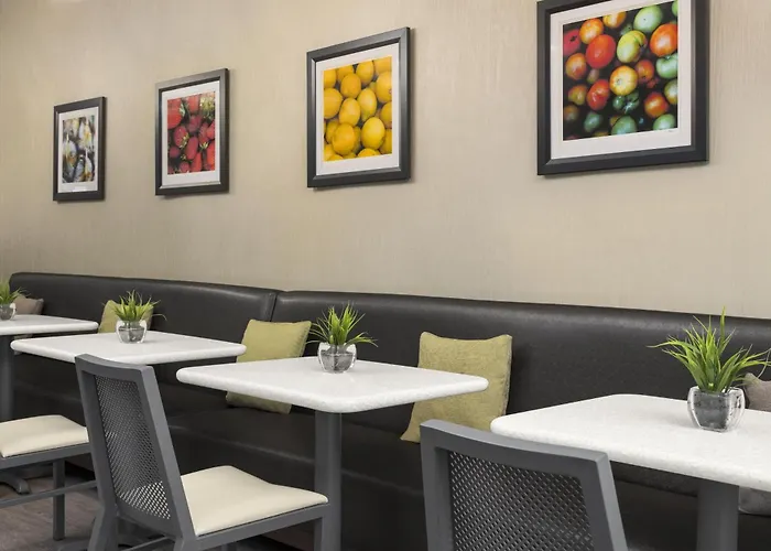 Best Western Plus Duncanville Dallas