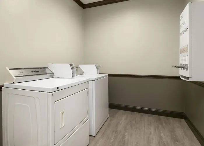 Best Western Plus Duncanville Dallas