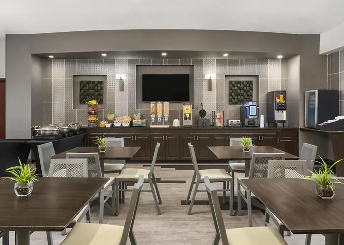 Best Western Plus Duncanville Dallas