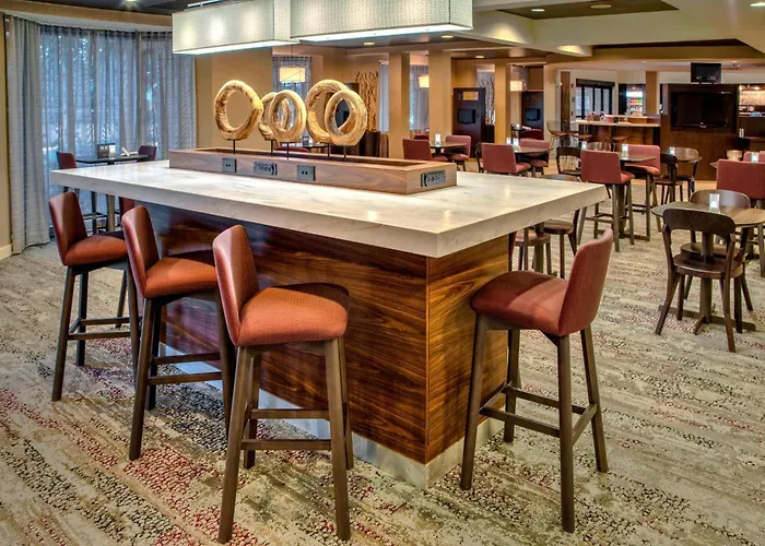 Courtyard By Marriott Springfield