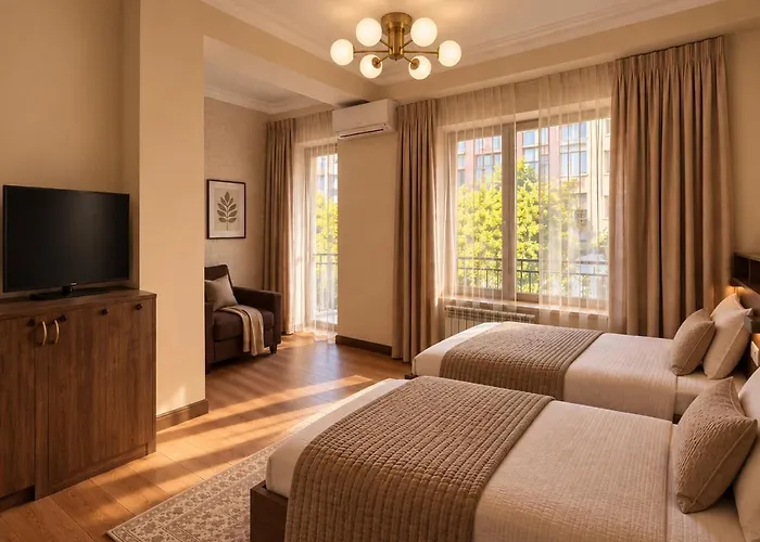 Hin Yerevantsi Hotel