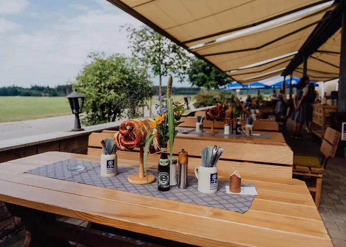 Landhotel & Gasthof Baiernrain