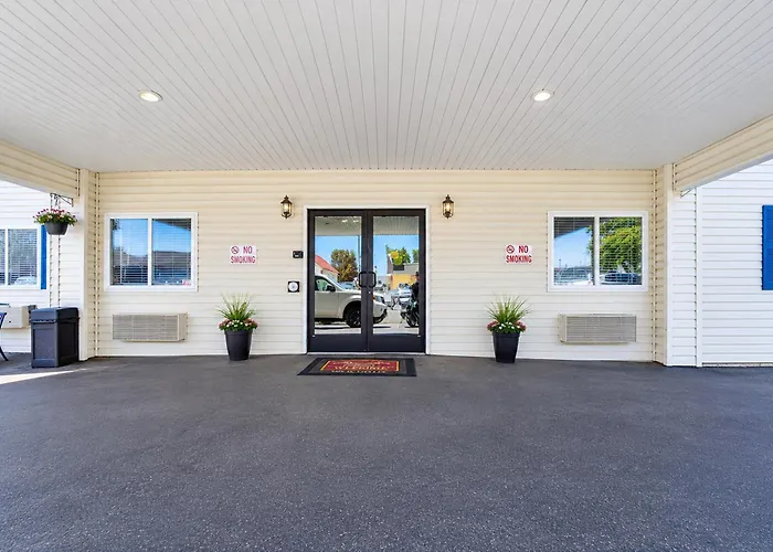 Fairbridge Inn & Suites Williston Near Airport