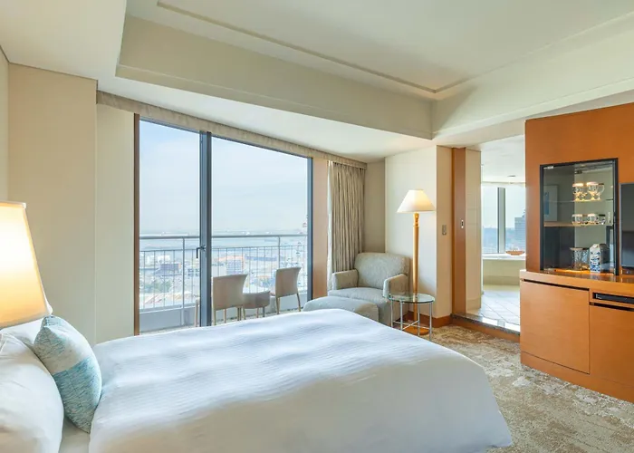 The Yokohama Bay Hotel Tokyu