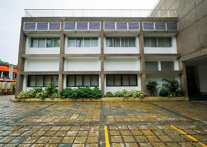Townhouse Mookkannoor Tourist Home