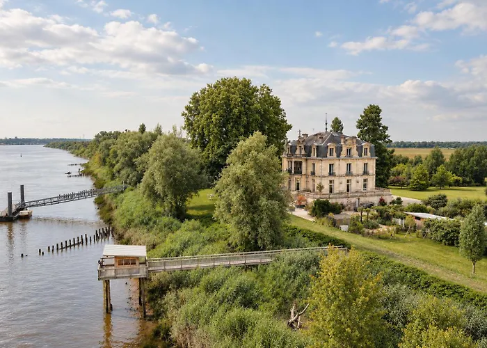 Chateau Grattequina Hotel