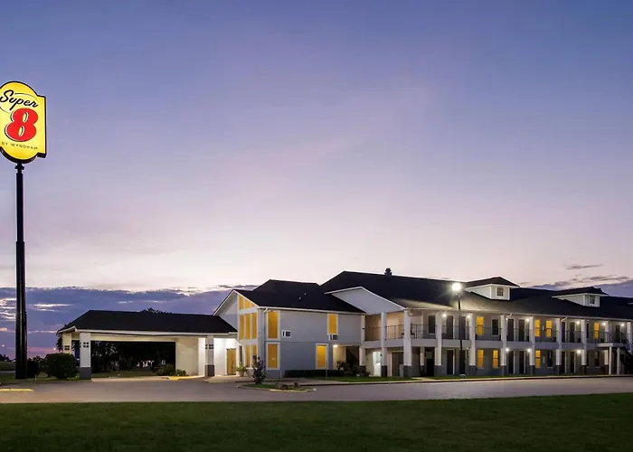 Super 8 By Wyndham Bossier City/Shreveport Area