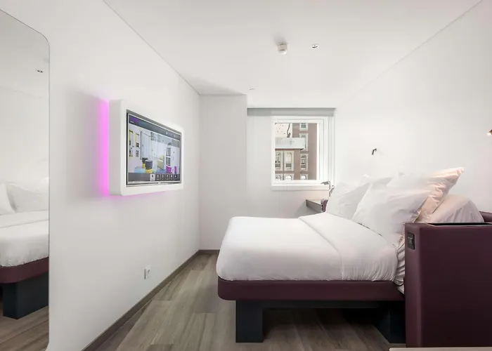 Yotel Porto