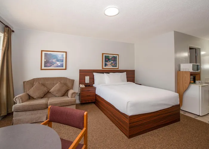 Coast Whitecourt Hotel