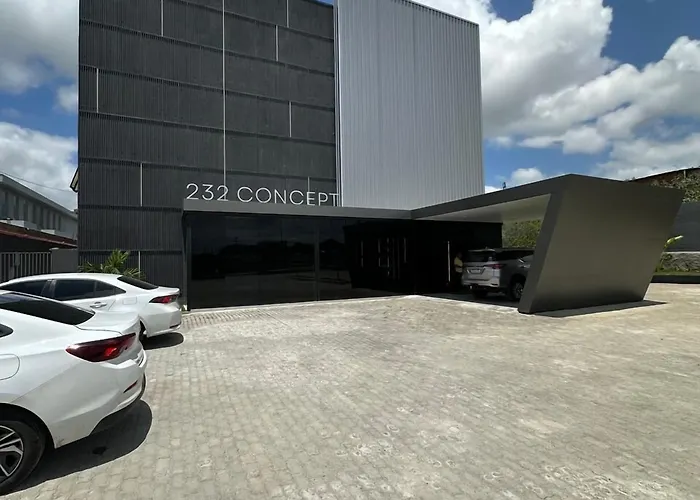 232 Concept Hotel