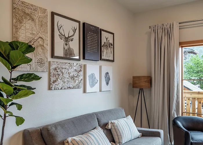 Bavarian Lodge Suites