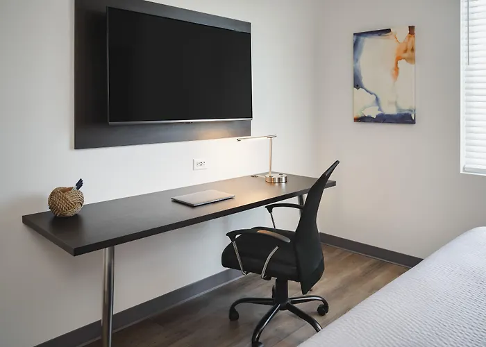 Stayapt Suites Ocala