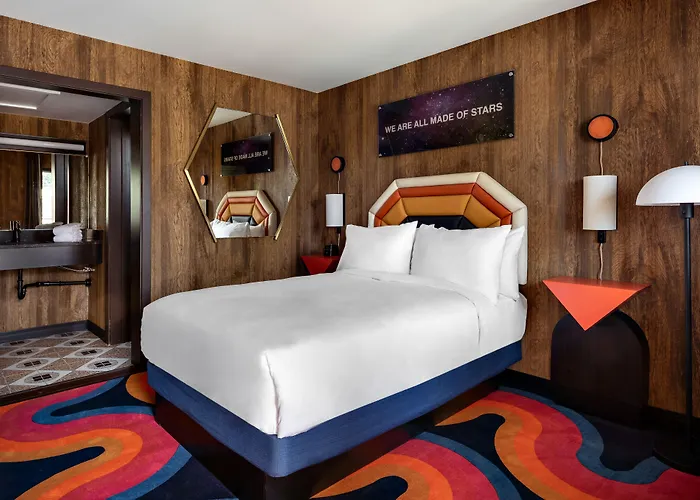 Americana Motor Hotel In Flagstaff Near Nau & Downtown