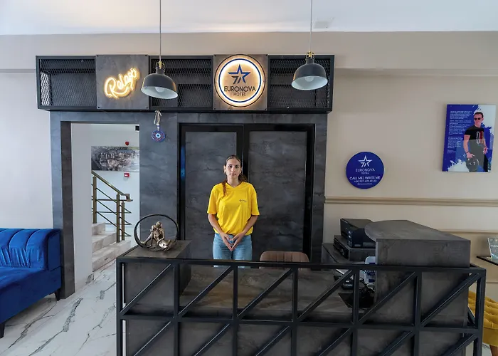 Euronova Hotel & Suites