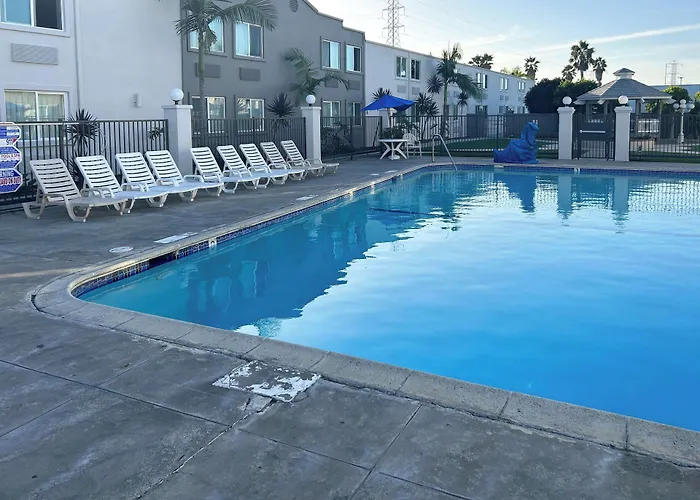 Studio 6 Suites Carson, Ca