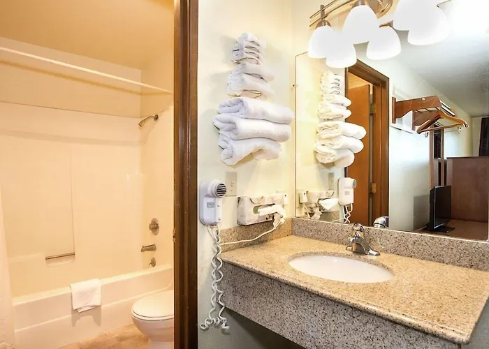 Super 8 By Wyndham Vancouver East