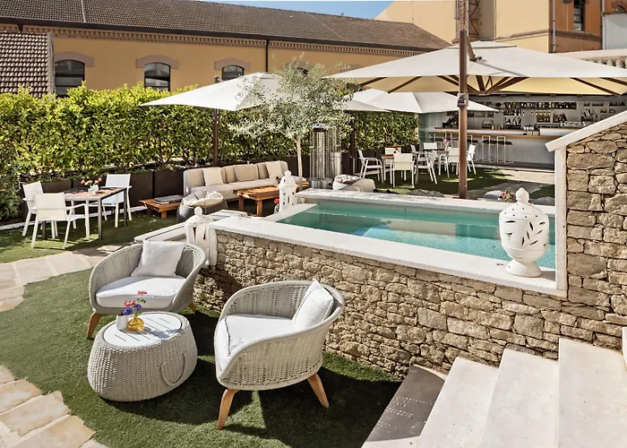 Casa Clat - Boutique Hotel