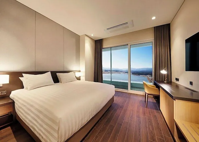 Skybay Hotel Gyeongpo
